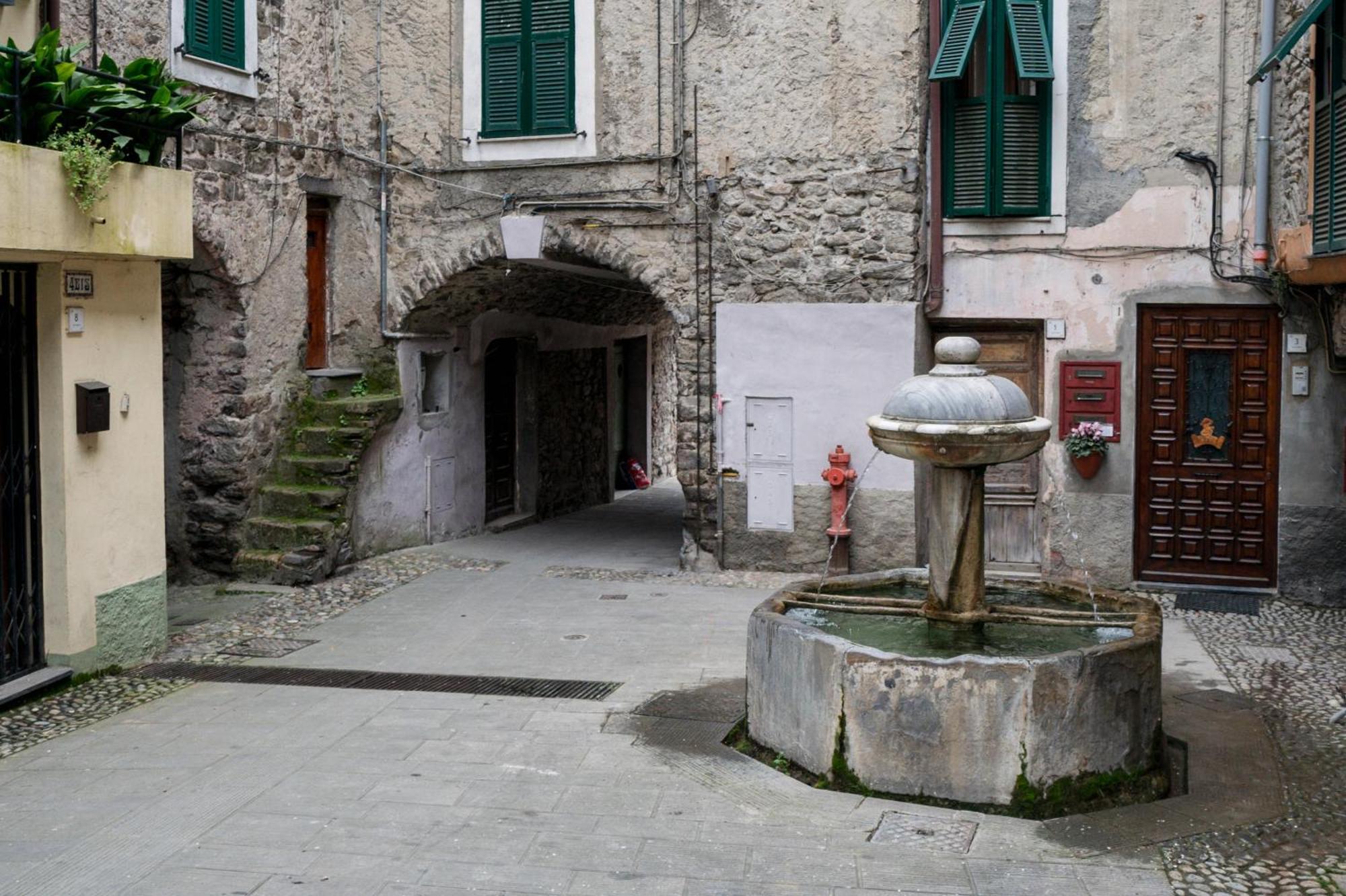 L'Appartamentino Di Goku Isolabona Extérieur photo